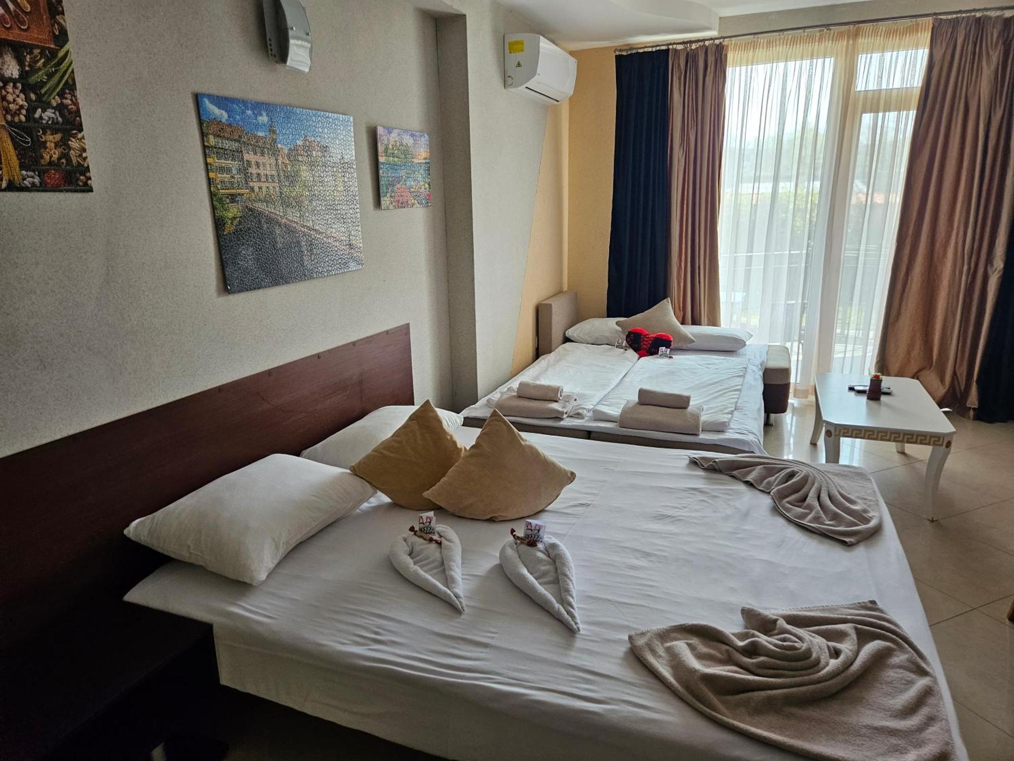 Paralax Hotel Varna Exterior photo